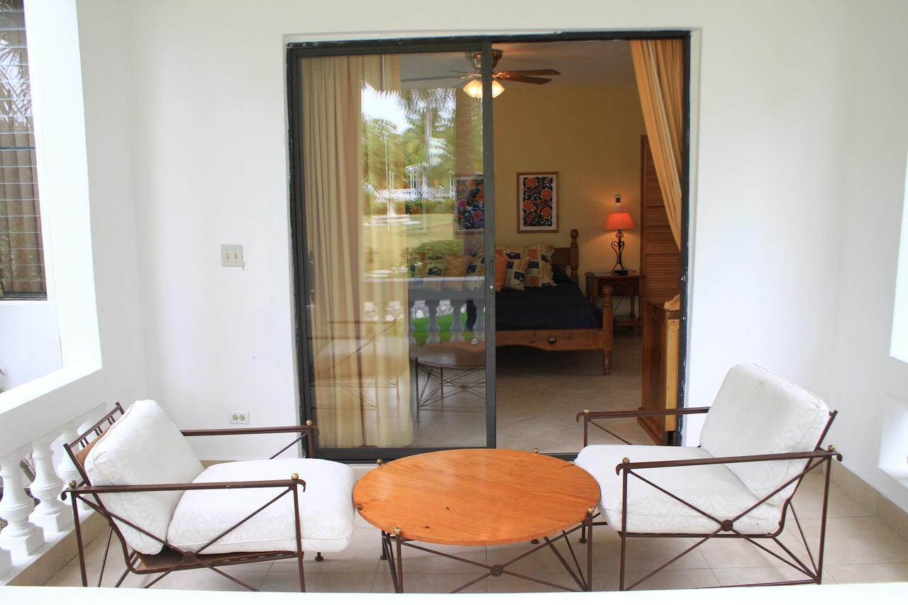 Moulin Sur Mer Beach Resort Montrouis Exterior foto